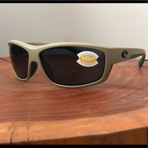 Costa Del Mar Saltbreak Sunglasses. 580P lenses